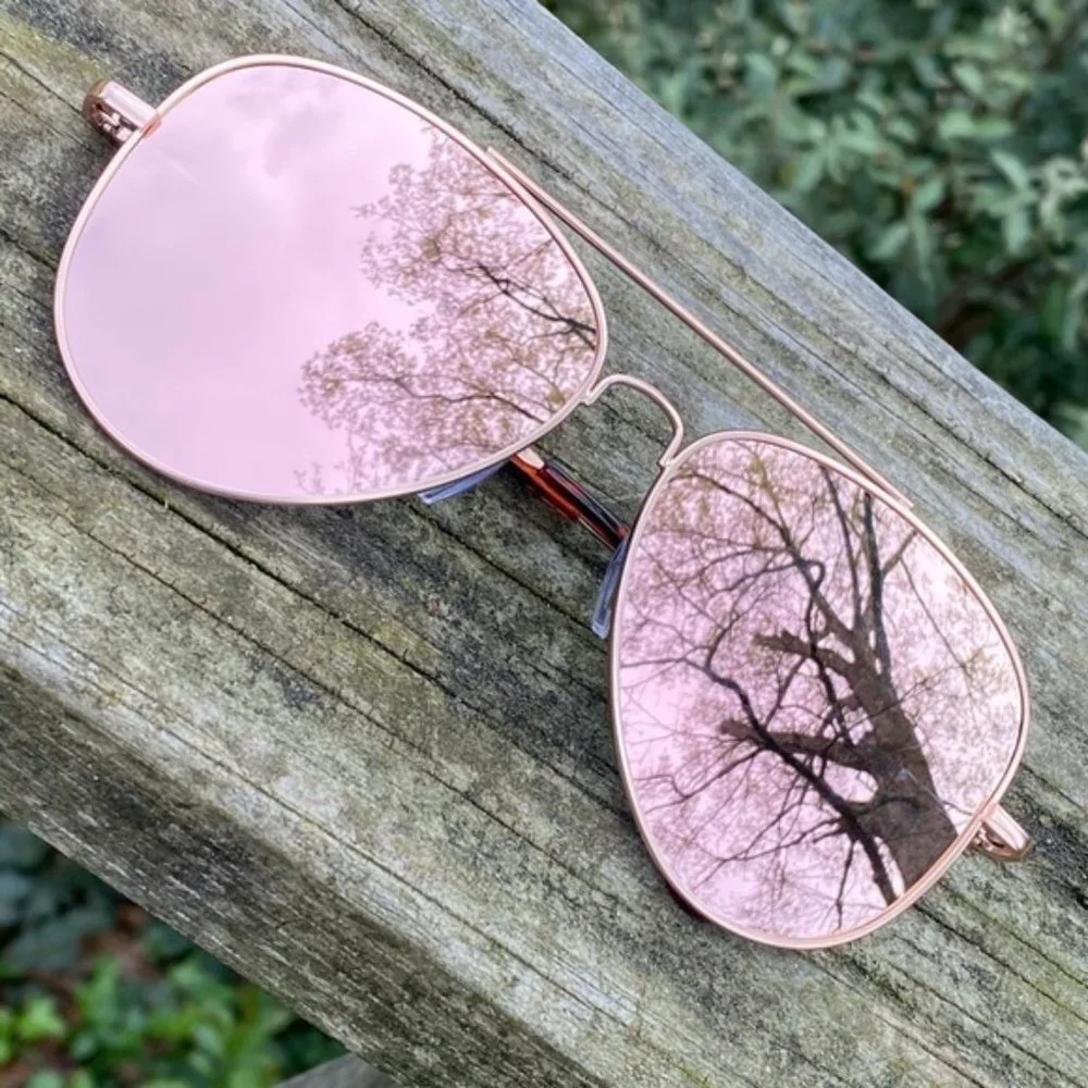 ✨Oversized Pink Mirrored Sunglasses✨